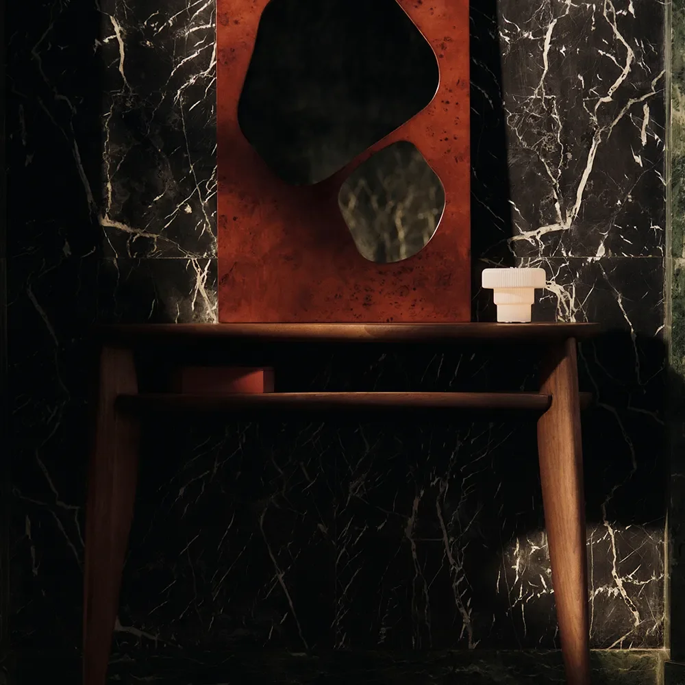 Mouth-Blown Portable Dimmable LED Table Lamp Ripple