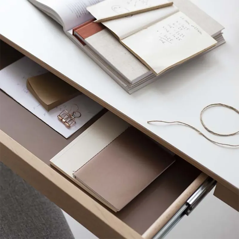 Sm131 Desk Oak Lacquer 115X55X74cm