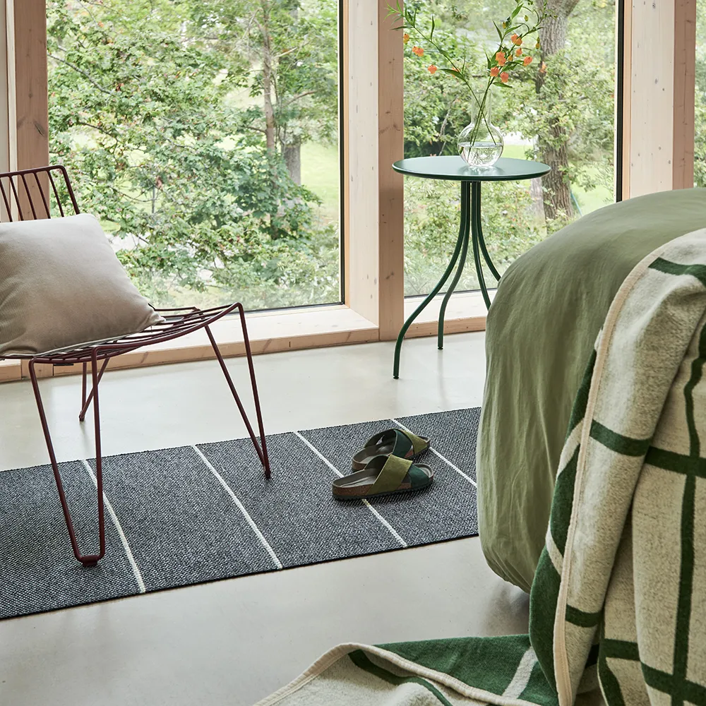 Lea rug Black/Misty Mint/Vanilla 70 x 300 cm