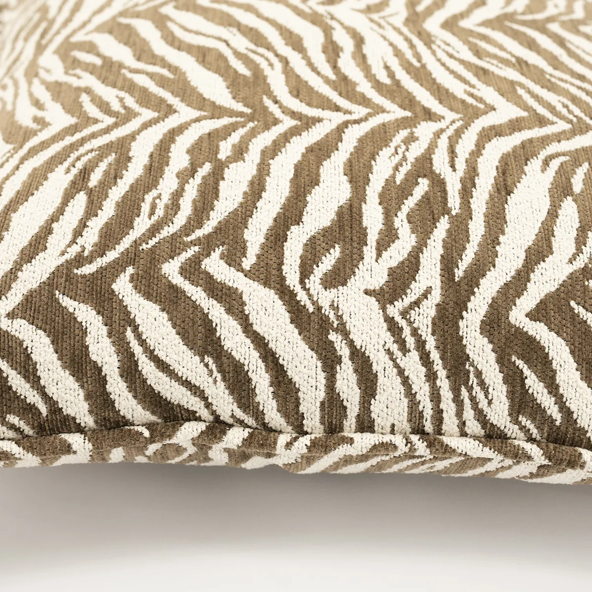 Decorative Cushion Tigra Brown 45x45 cm