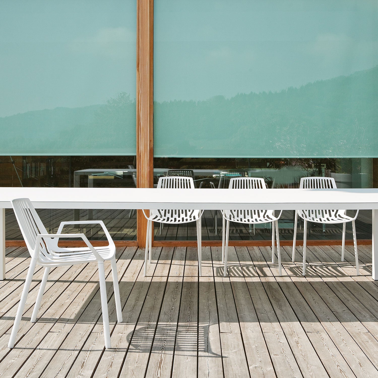 Rion armchair Creamy White