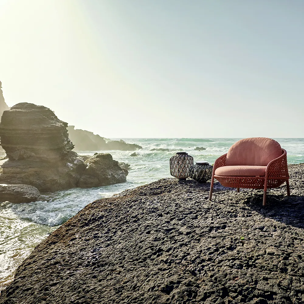 AHNDA lounge chair AB7 vulcano 0305 elemental 0105