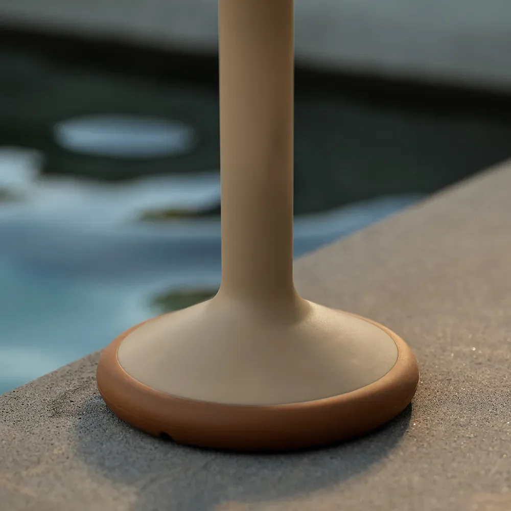 Portable solar cell lamp Luu Beige