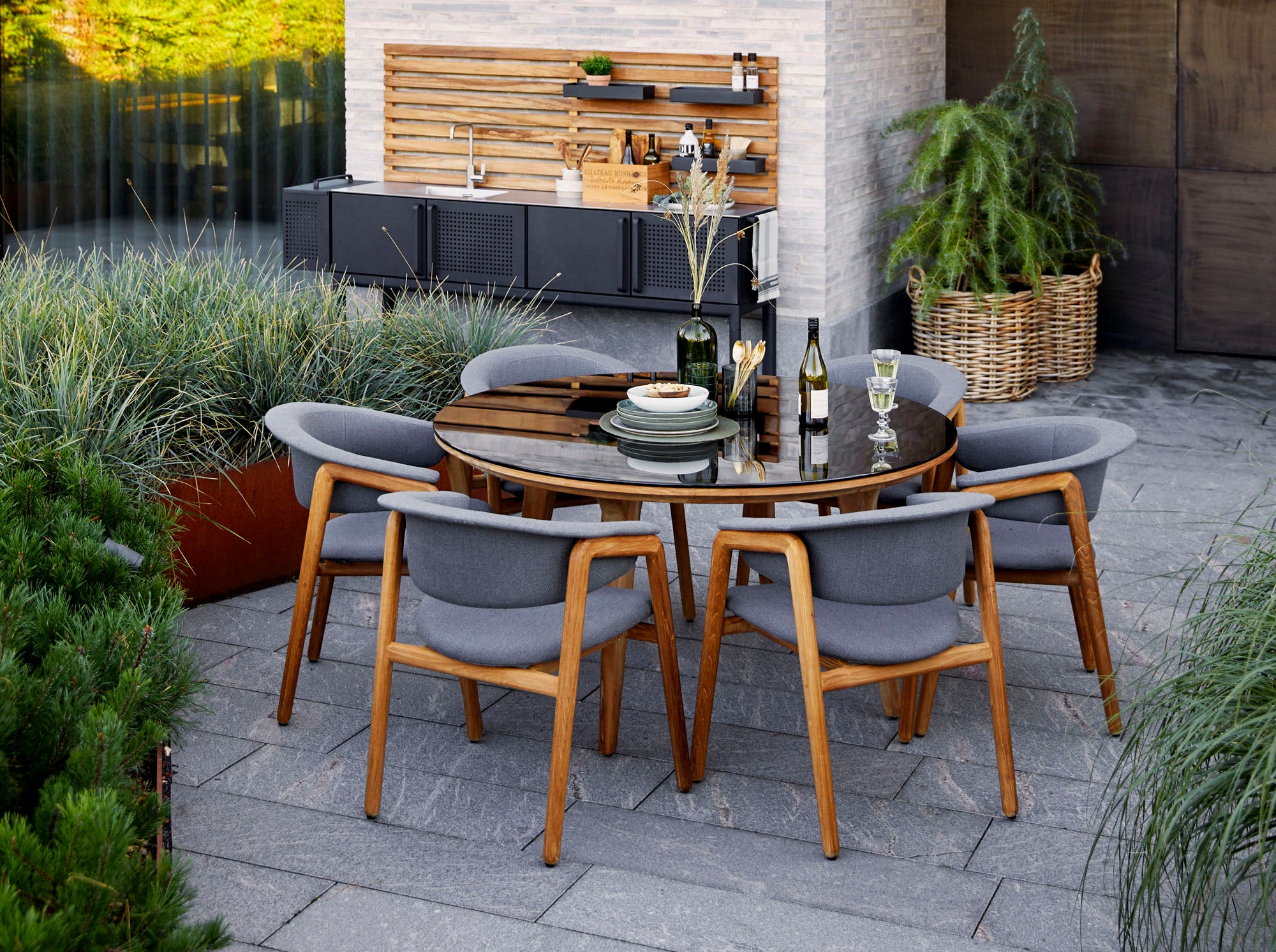 Aspect Dining Table 144 cm Teak