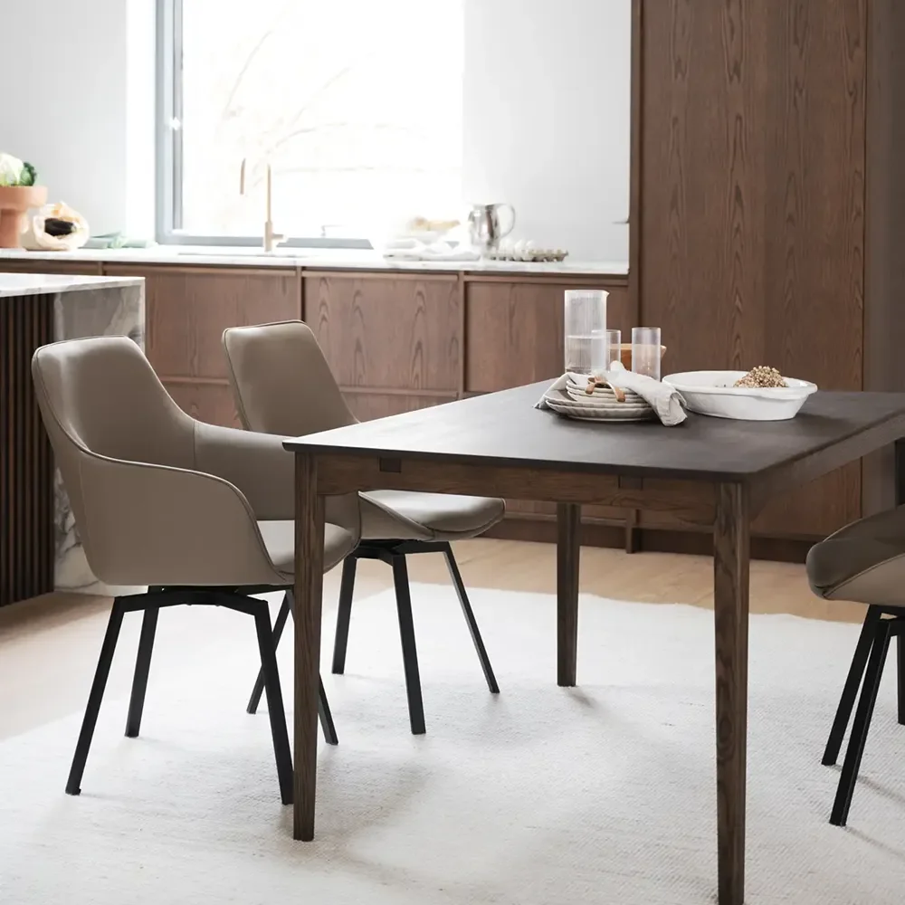 Alison chair with armrests beige leather/black metal legs