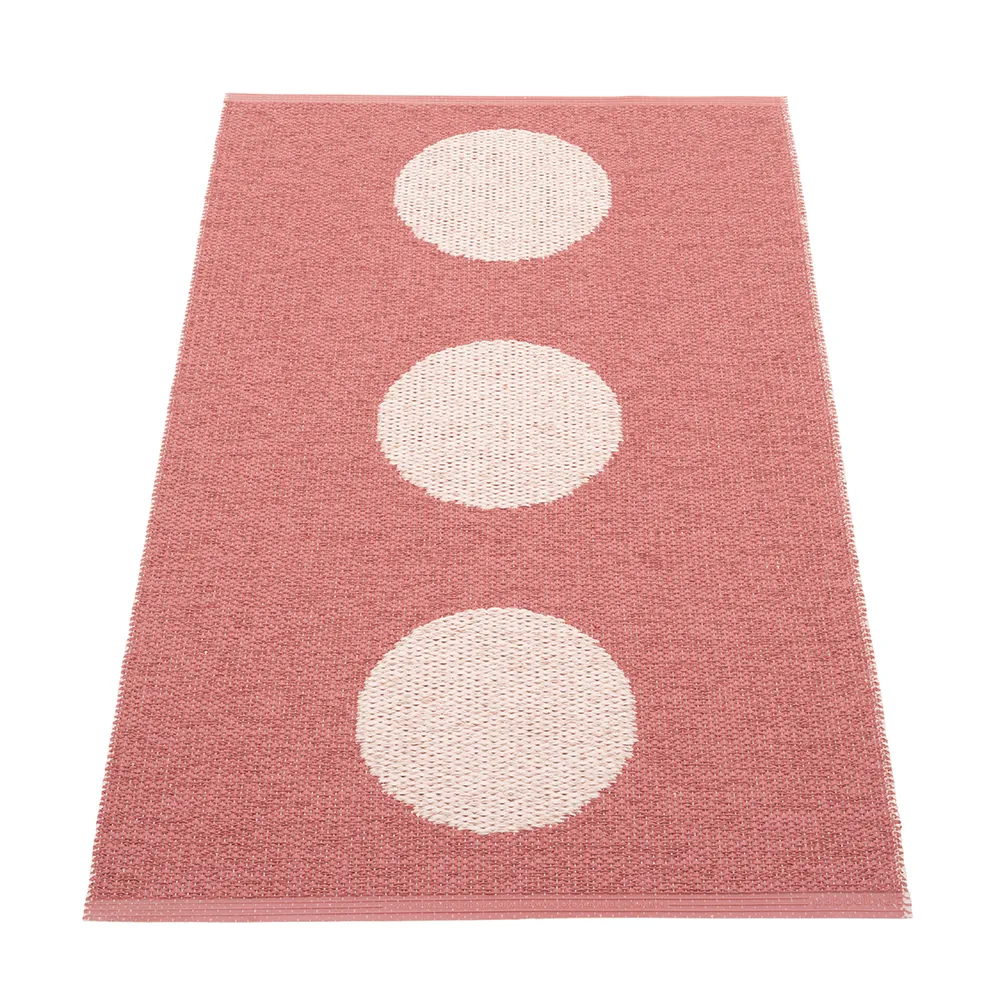 Vera Pop carpet Blush/Pearl Pink 70 x 120cm