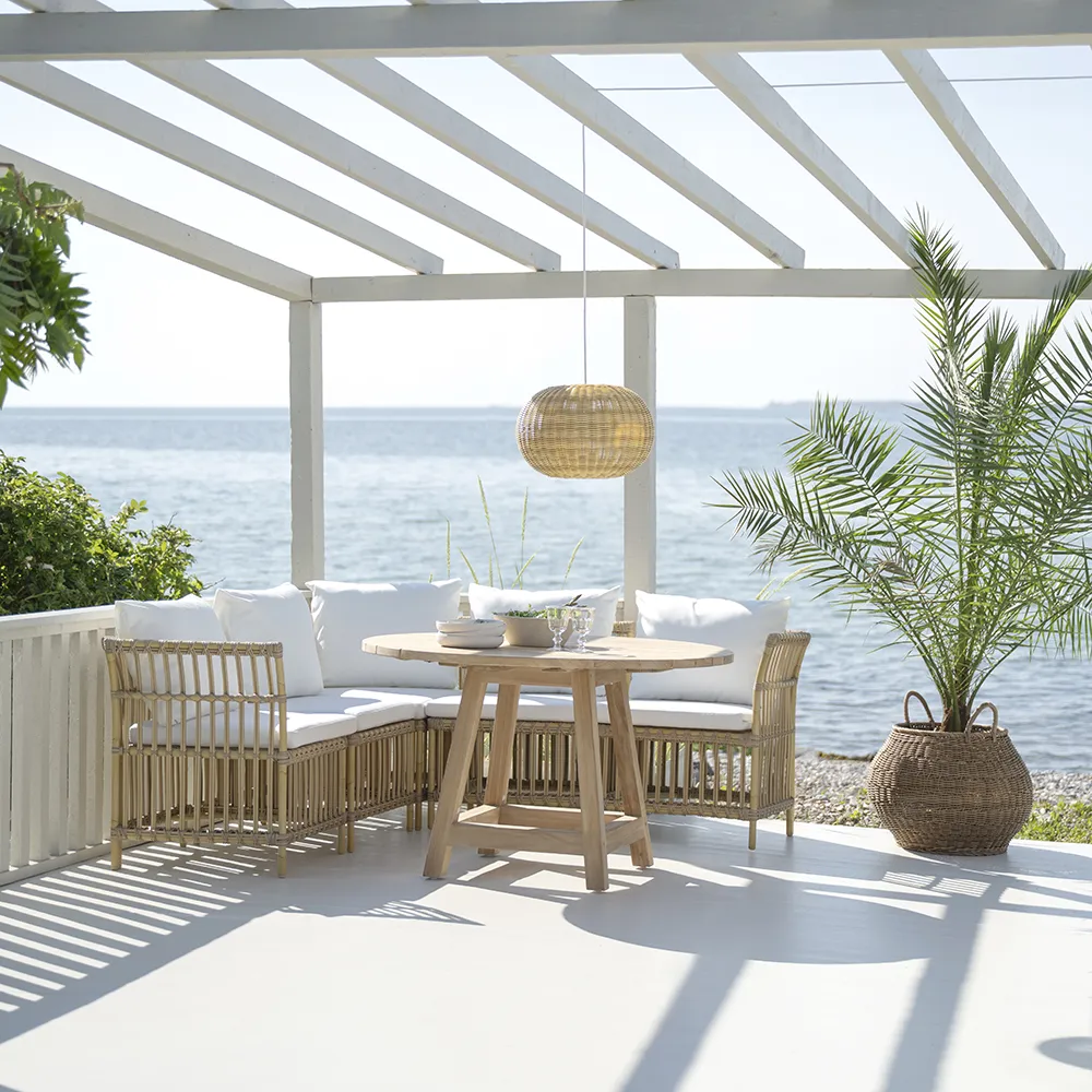 Meghan corner piece, artificial rattan