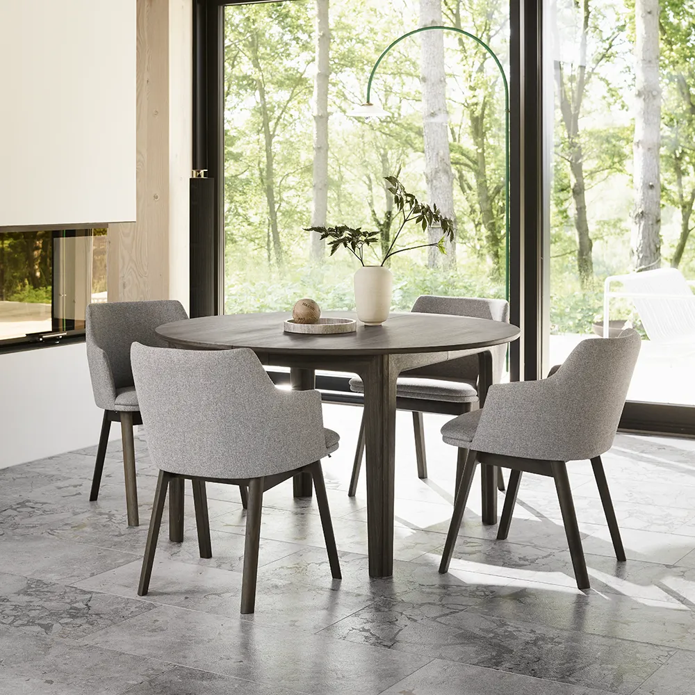 SM112 & SM65 dining set