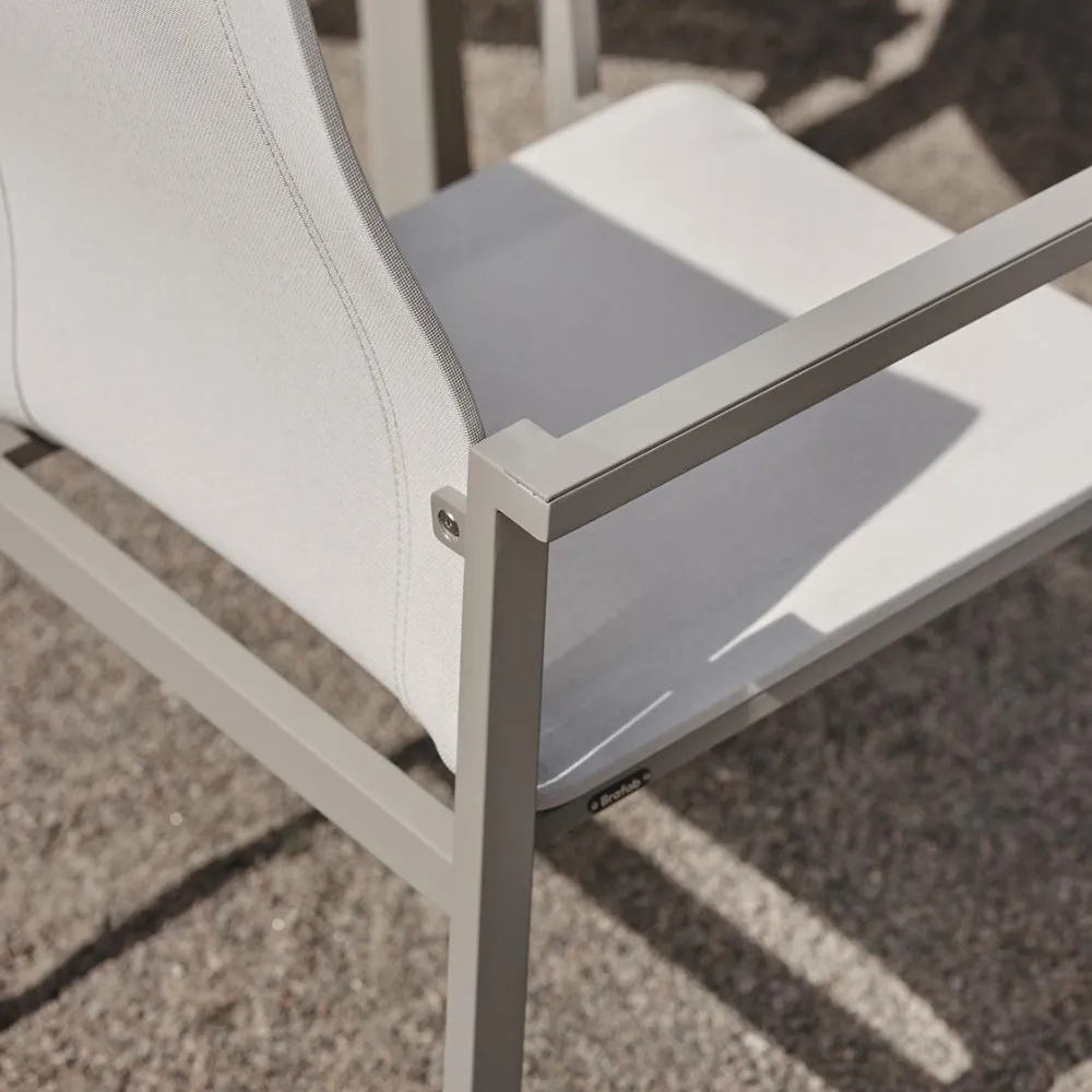 Chair with armrest Khaki/Off-White