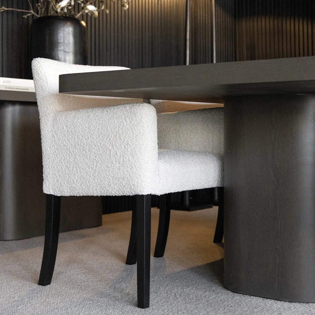 Cloud & Victoria dining set