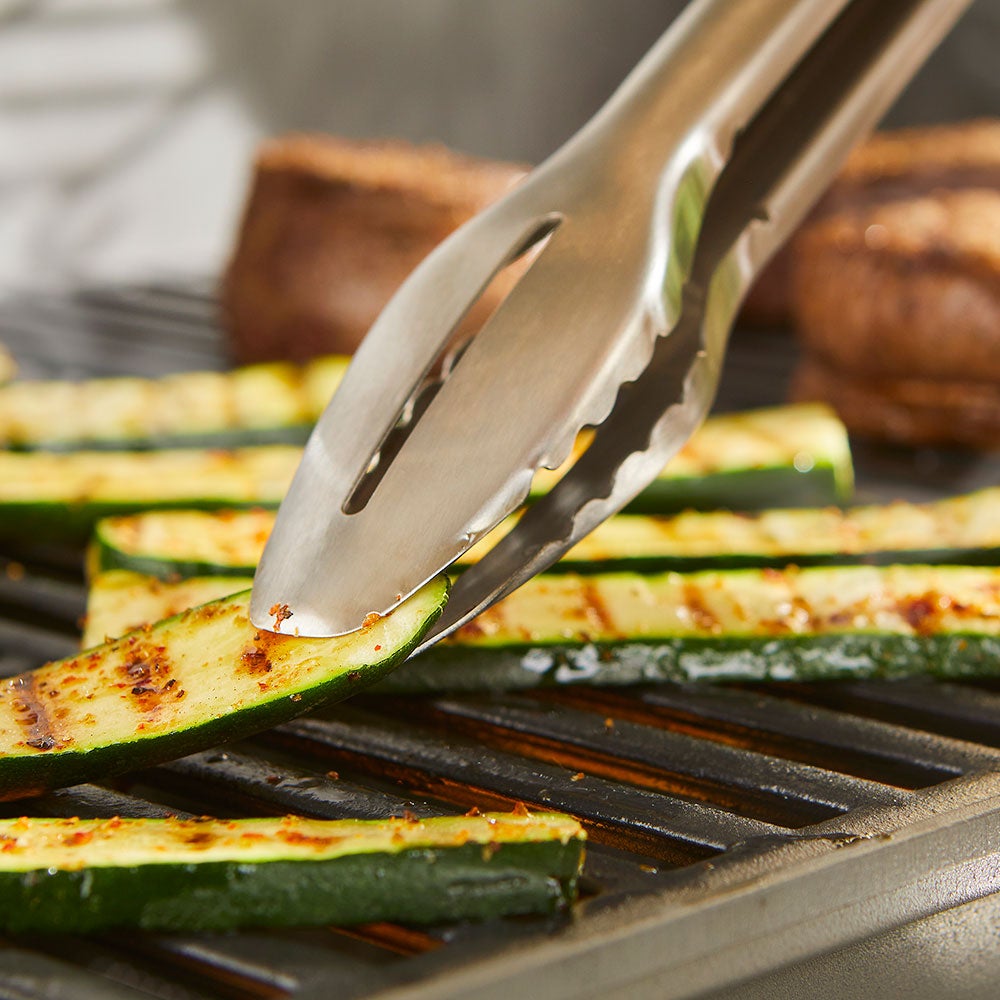 Precision grill tongs