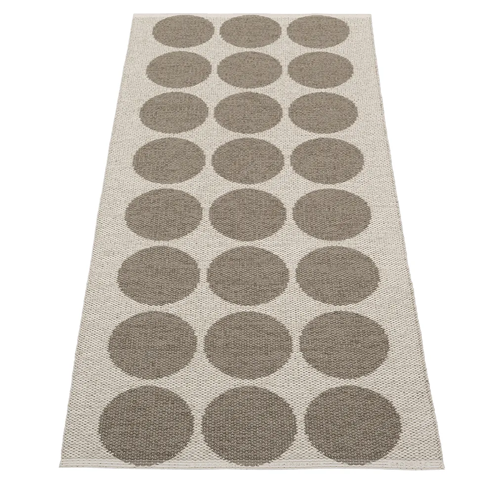 Hugo Carpet Walnut/ Linen 70 x 160 cm