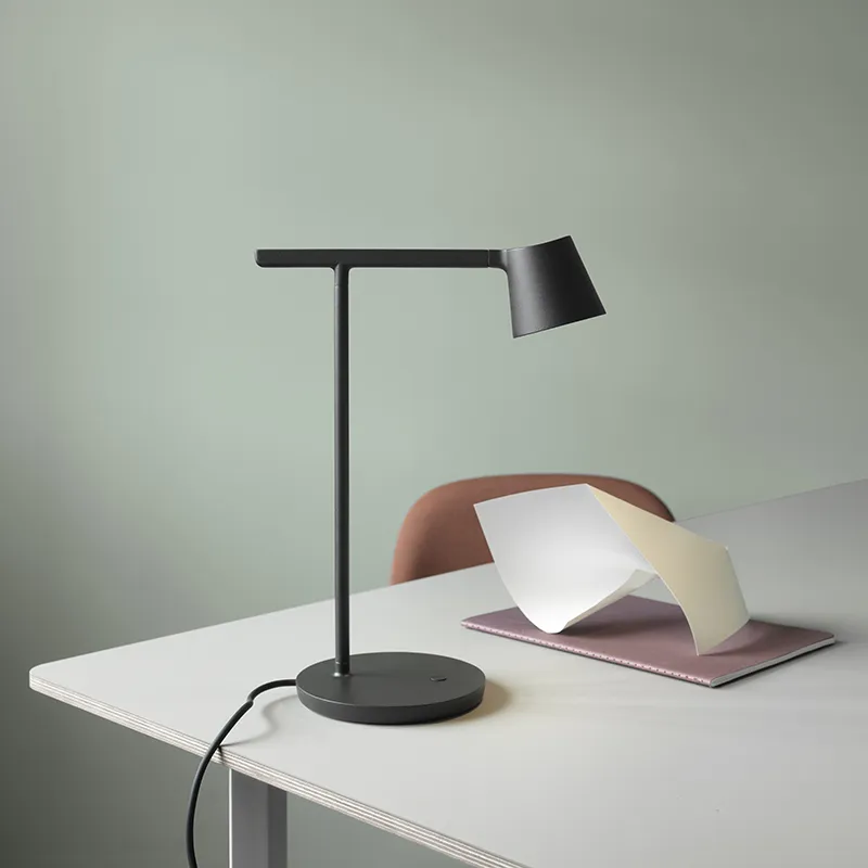 Tip Table Lamp - Black