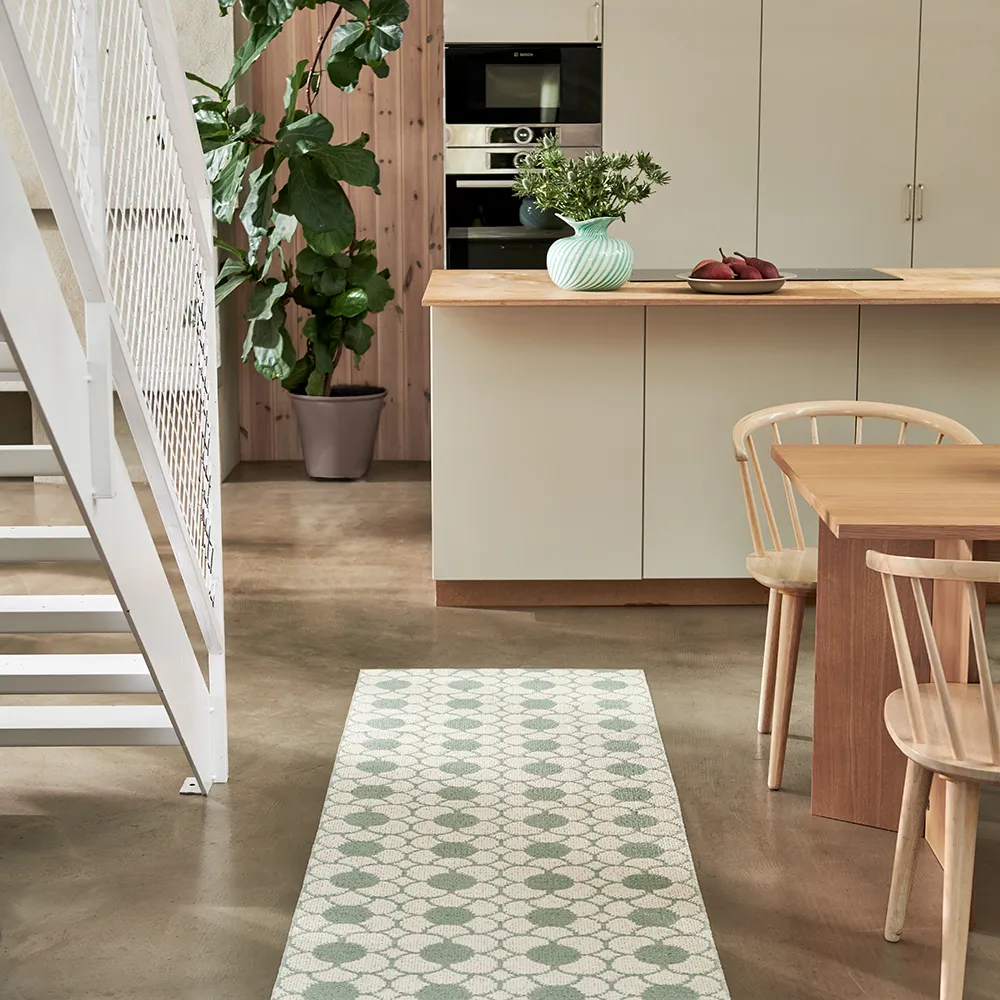 Anya rug Misty Mint/Vanilla 70 x 100 cm