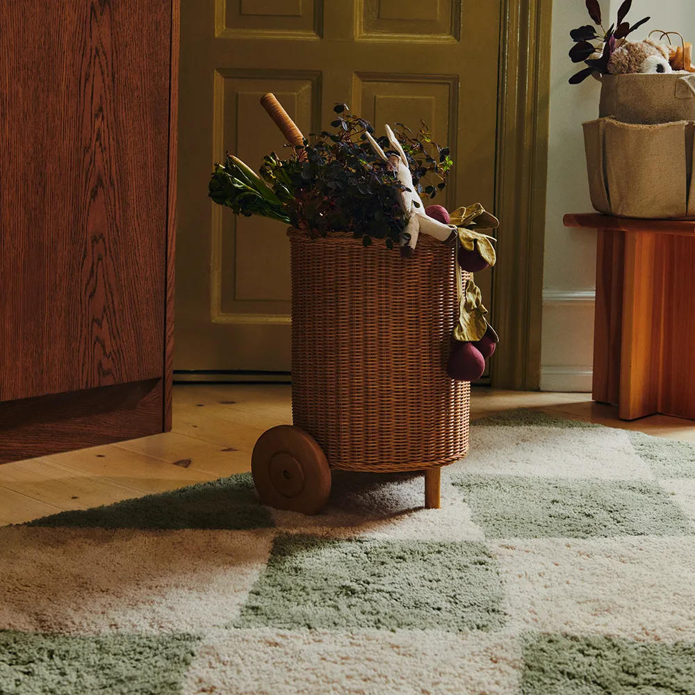 Hand-Tufted Wool Rug Tilt 140x200 cm