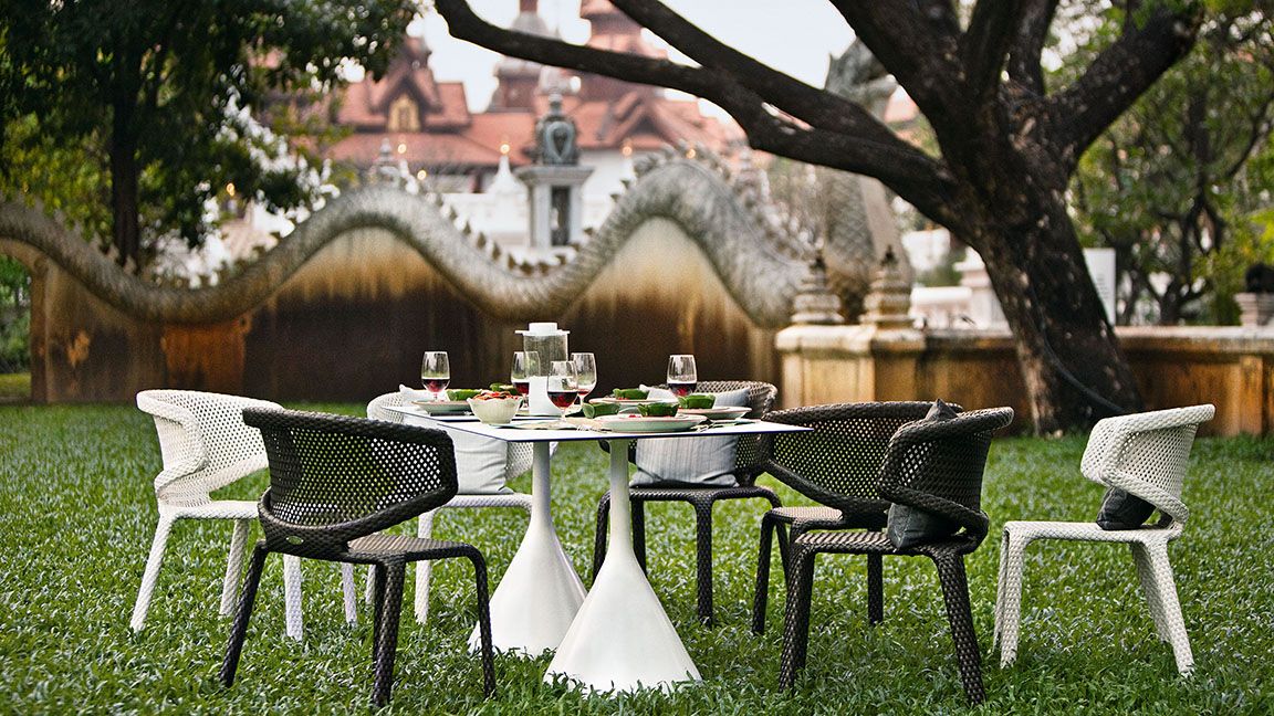 Seashell armchair white