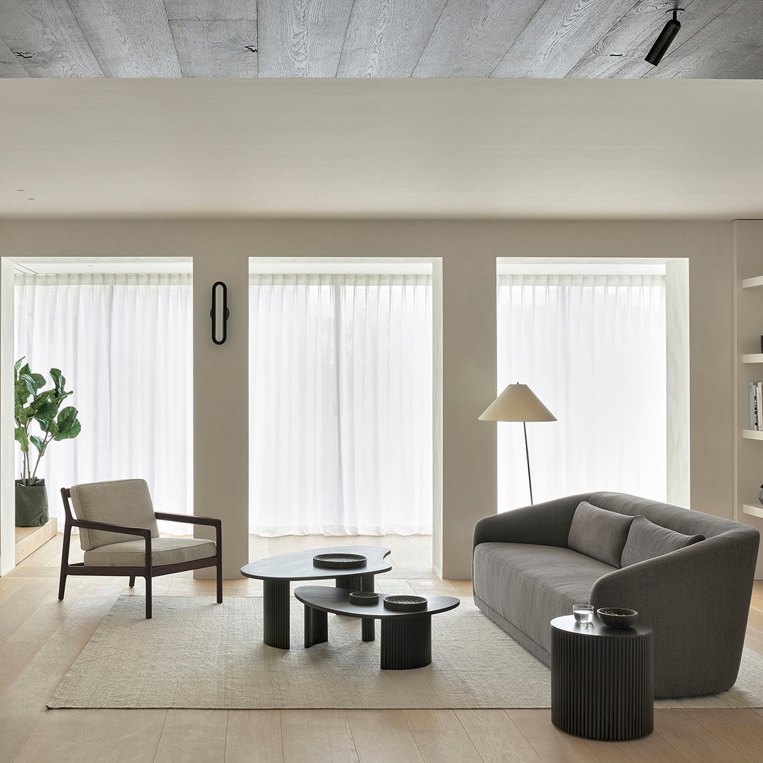 Jack Lounge chair Ivory