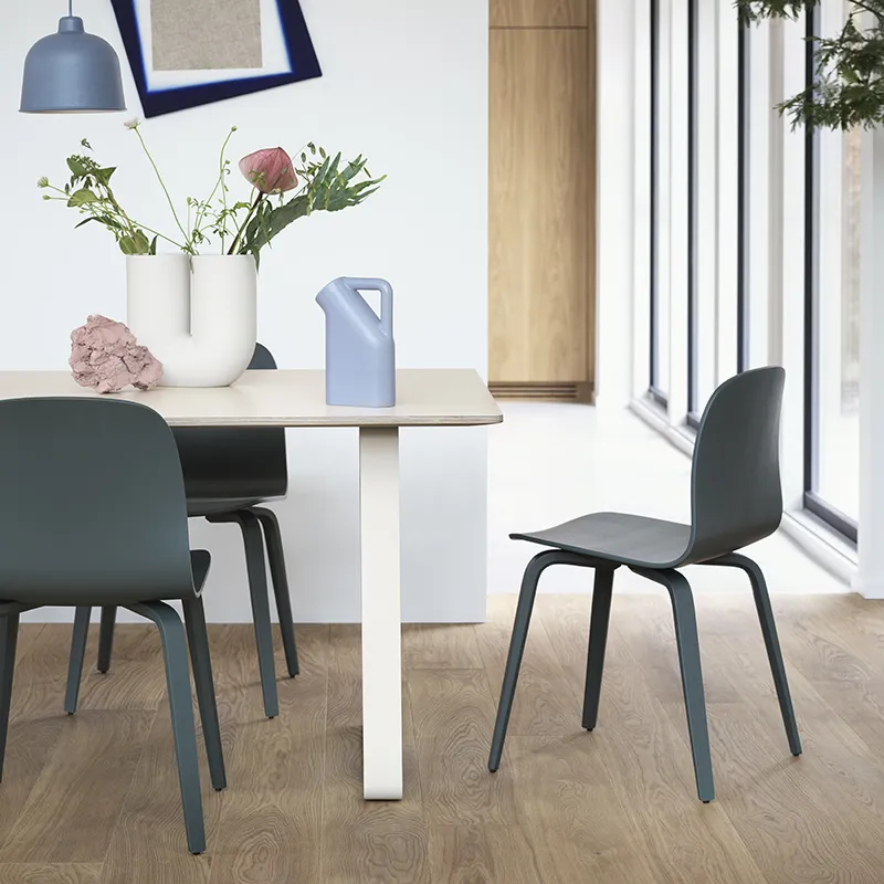 Visu Chair - Black Black