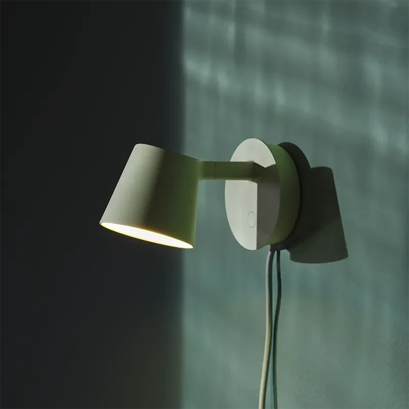 Tip Wall Lamp - Black