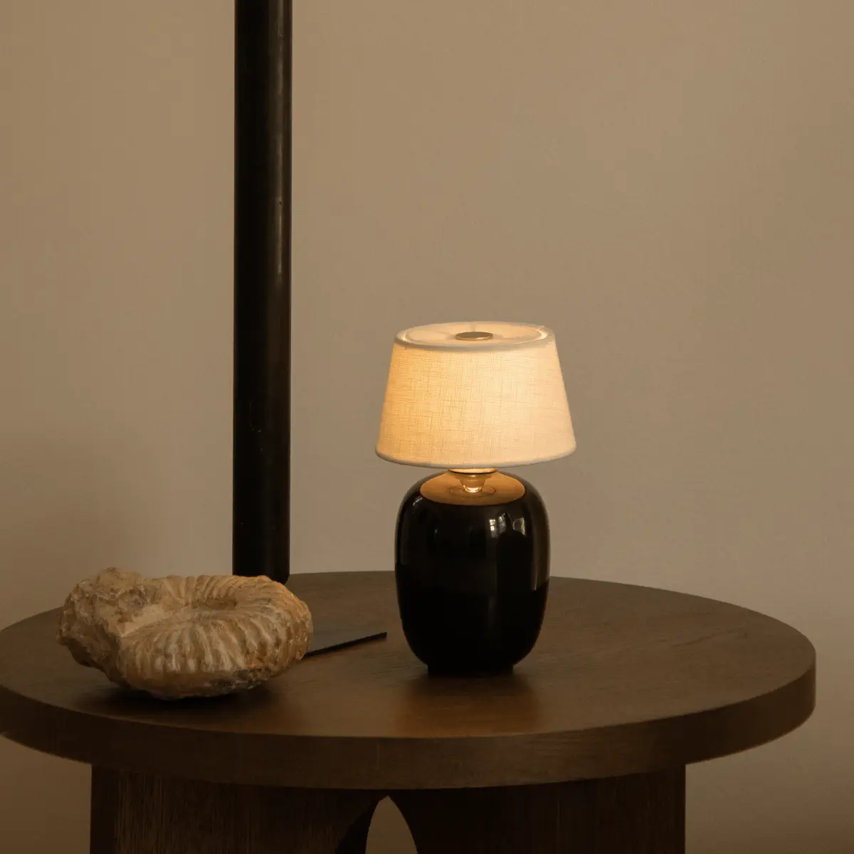 Torso Portable Lamp Black