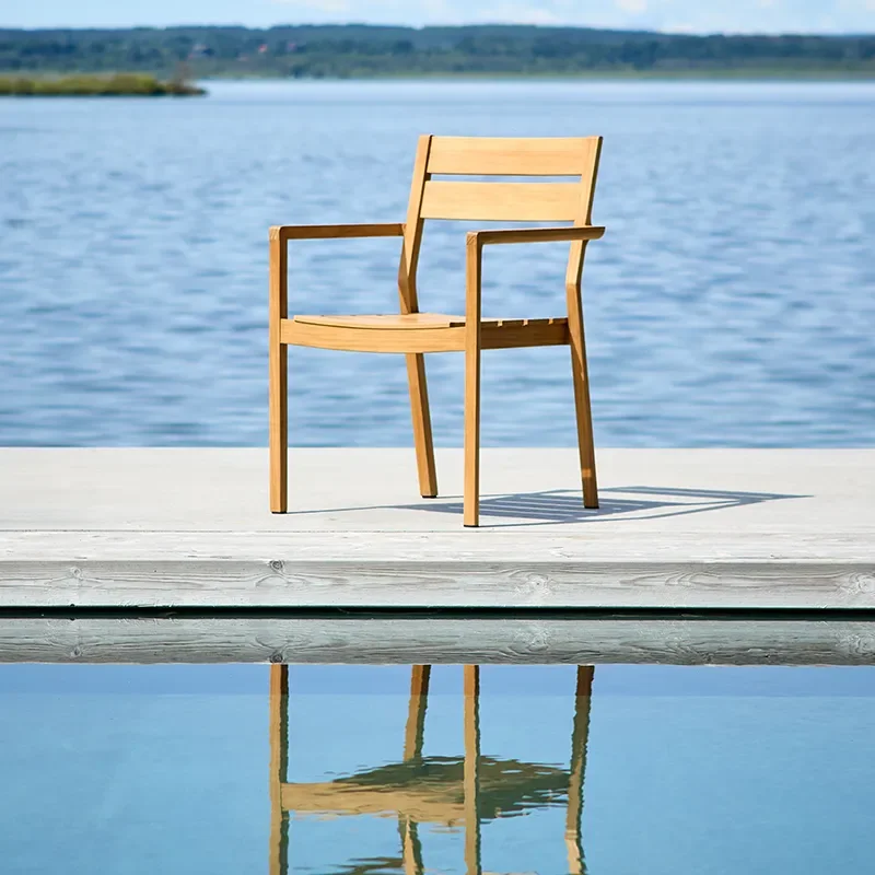 Delia armchair teak