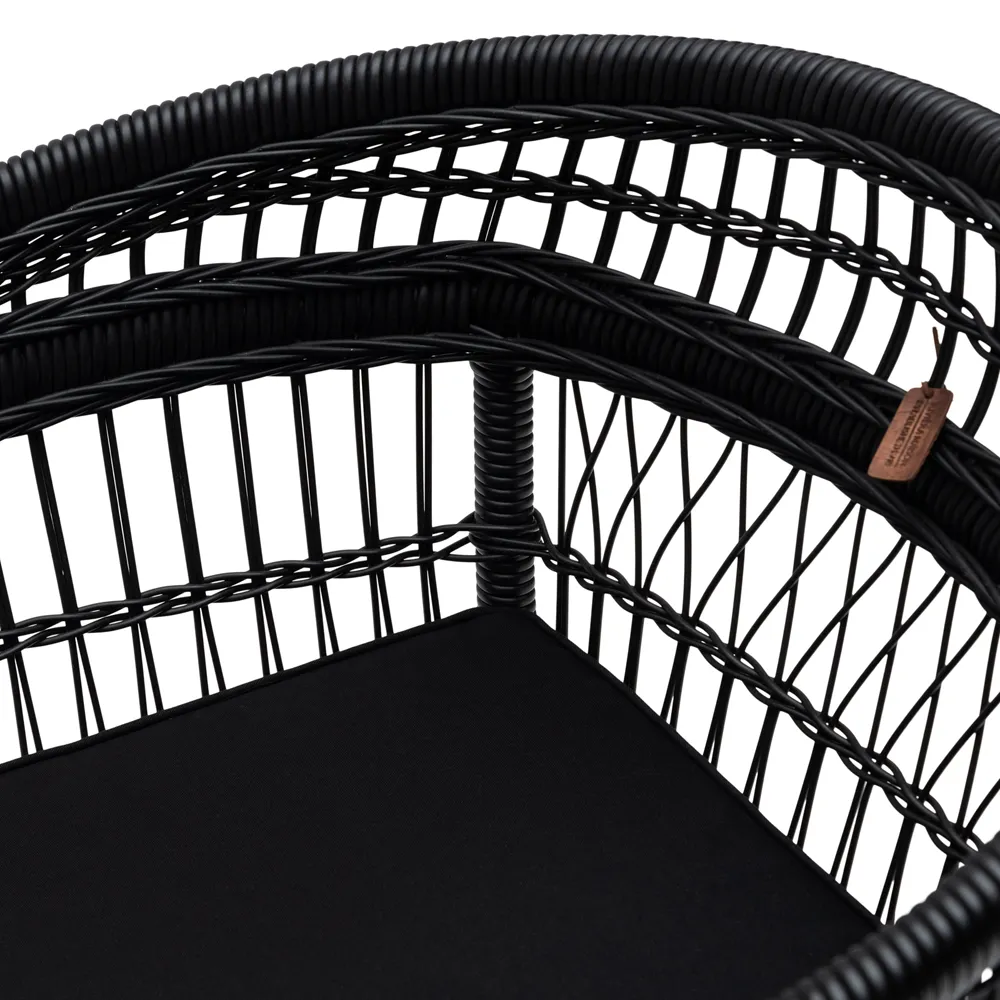 Victoria Falls Dining chair with armrest