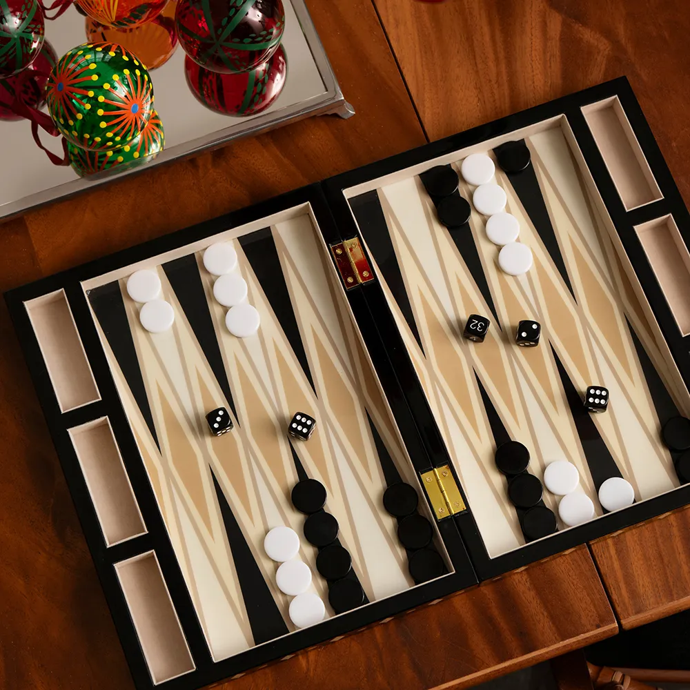 Backgammon Lacquered Black