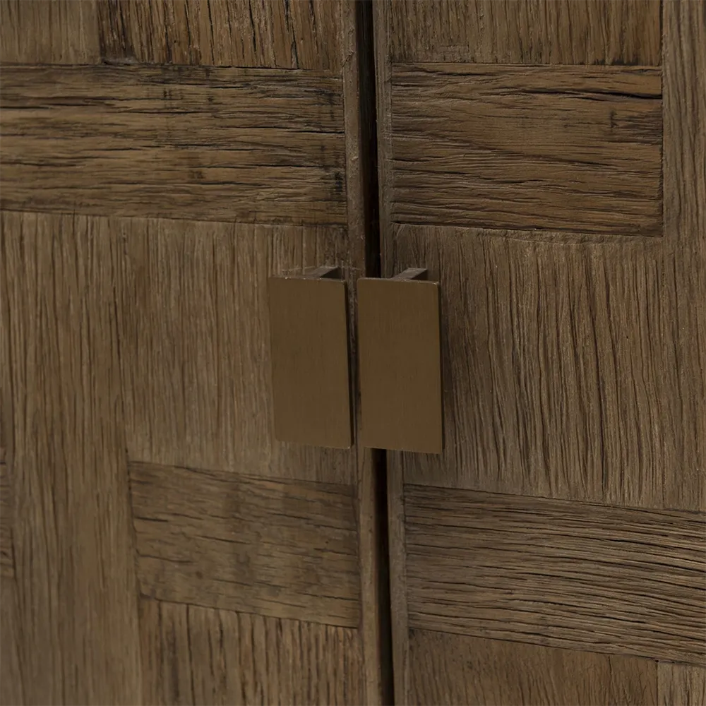 Fraser Island Cabinet