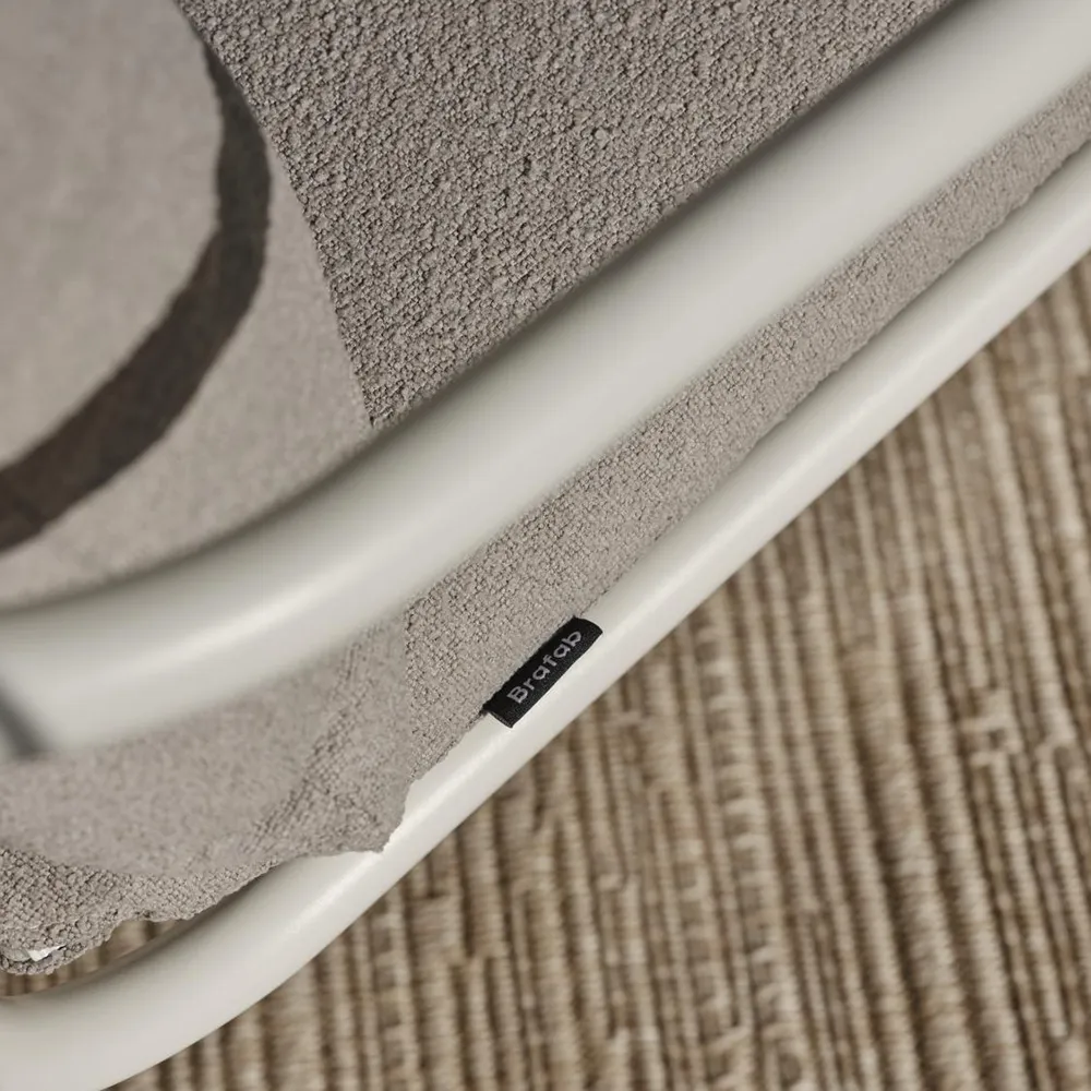 Bendt Armchair Teddy Beige/Pearl White