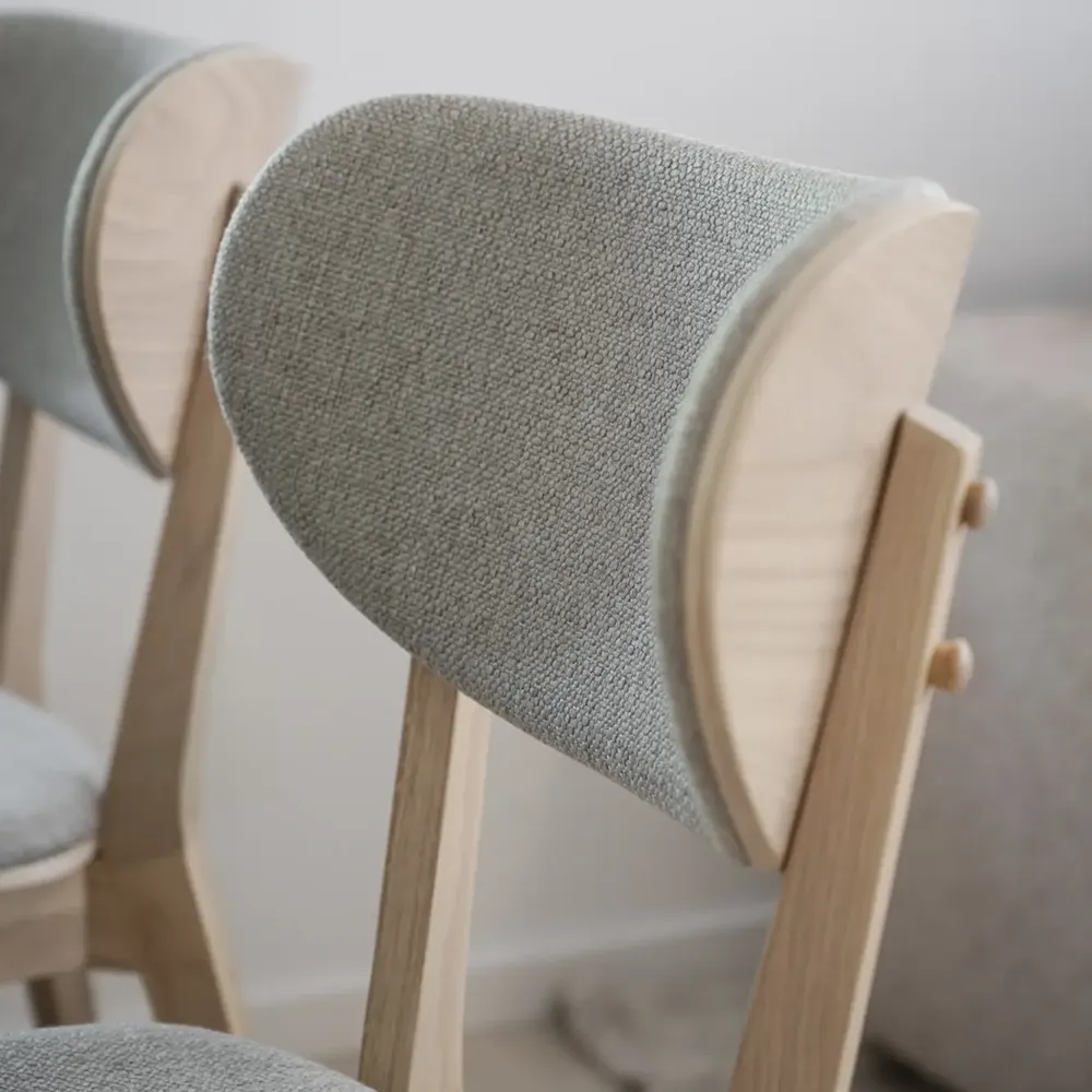 Kato dining chair whitewashed oak/lightgrey fabric