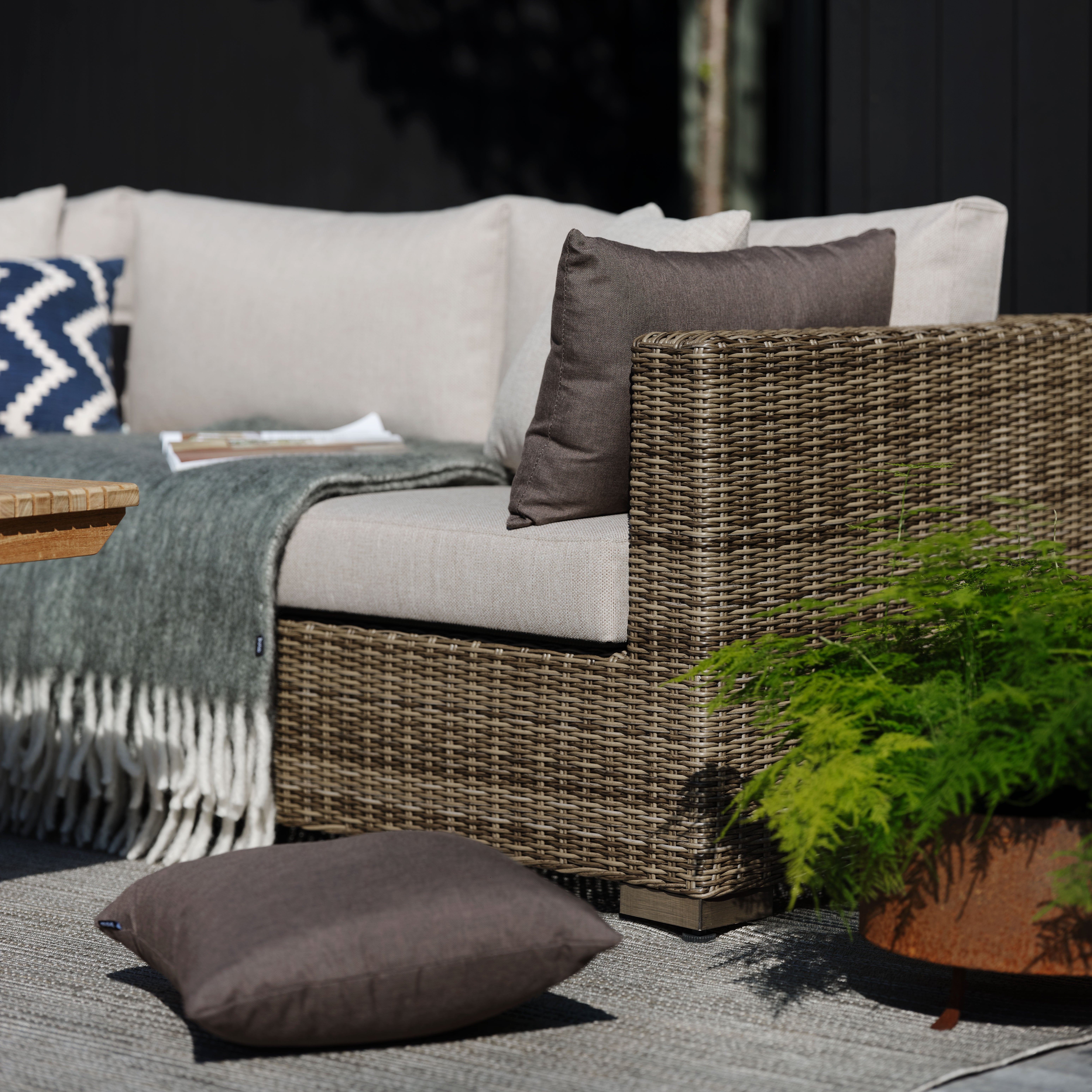Ninja corner rustic rattan incl. water-repellent cushions