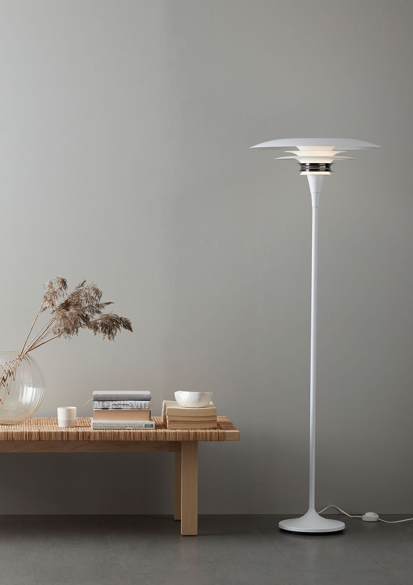 Diablo Floor Lamp D500 Matt White E27 Incl Light Source