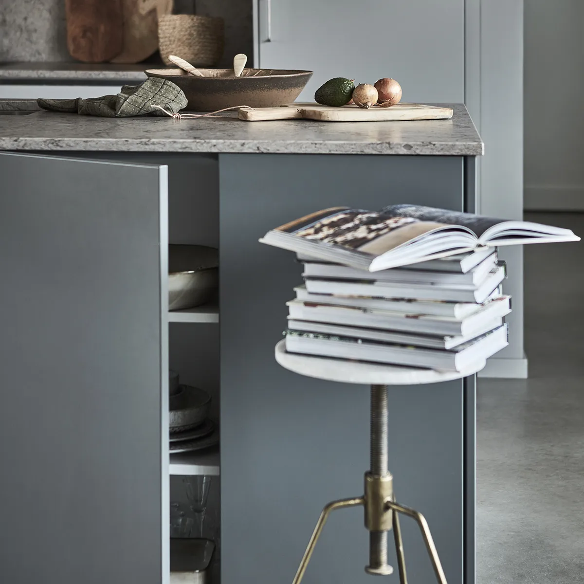  MILAN stool brass Ø44 cm