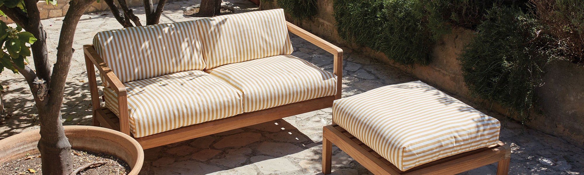Virkelyst 3-seater sofa Golden Yellow Stripe Teak