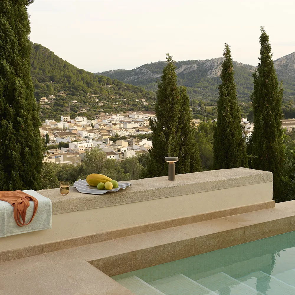 Ease Portable Lamp Taupe 