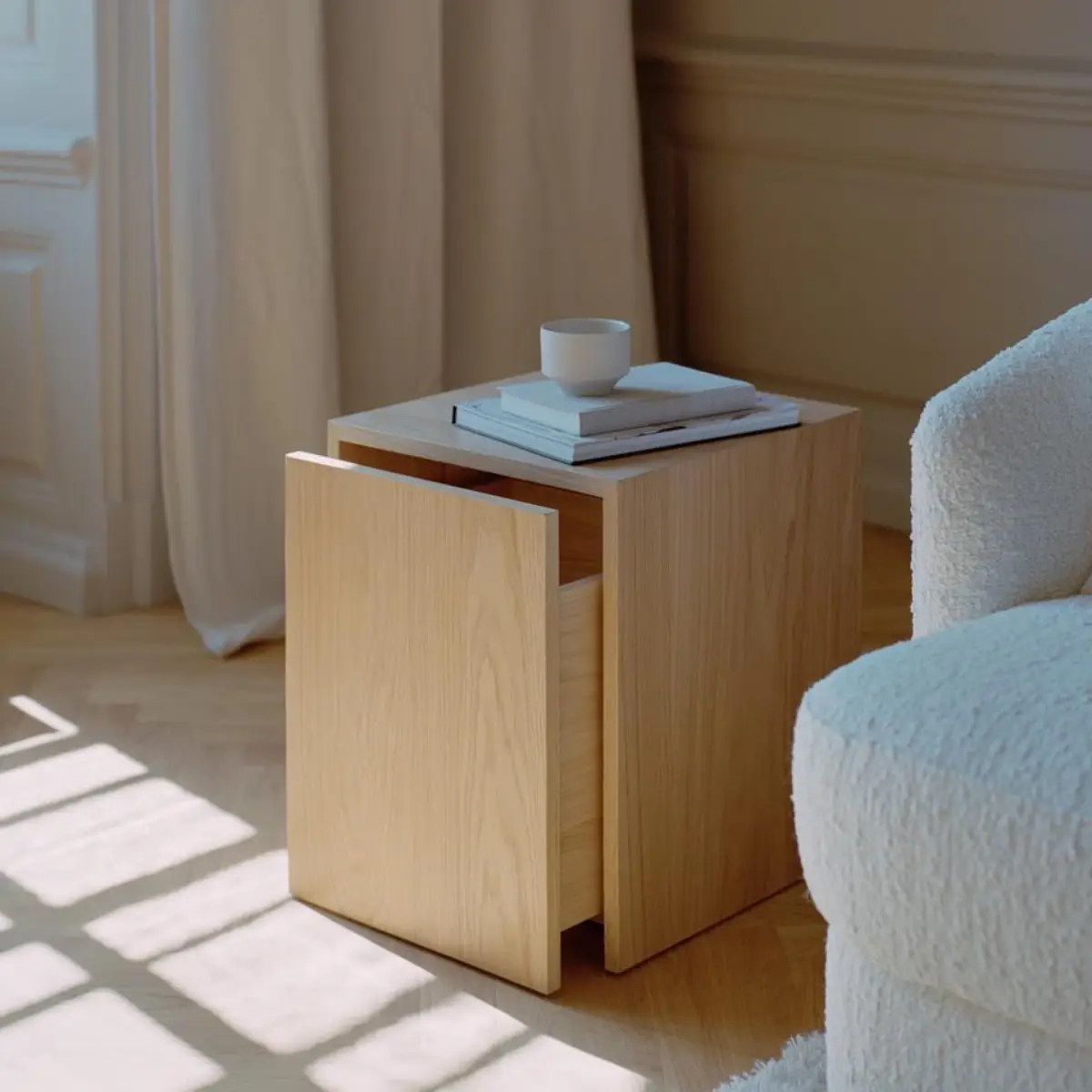 Mass Side Table w. Drawer Oak