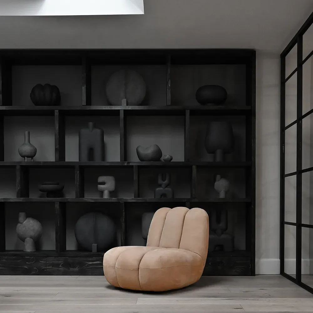 Toe Armchair - Nubuck