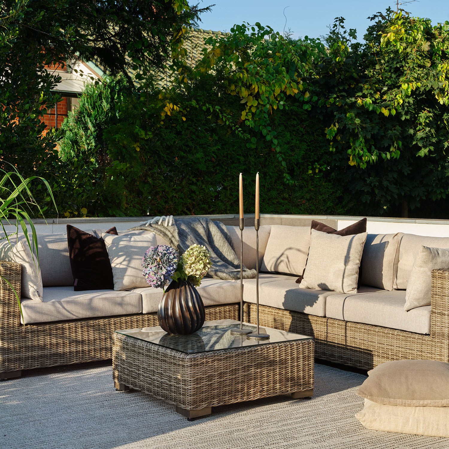 Ninja end pieces h+v rustic synthetic rattan incl. water-repellent pads