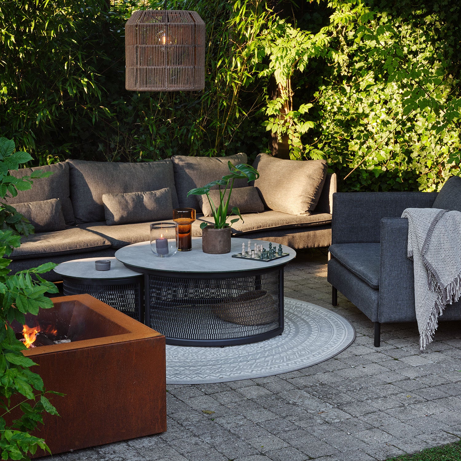 Callisto 2-seater seating area grey