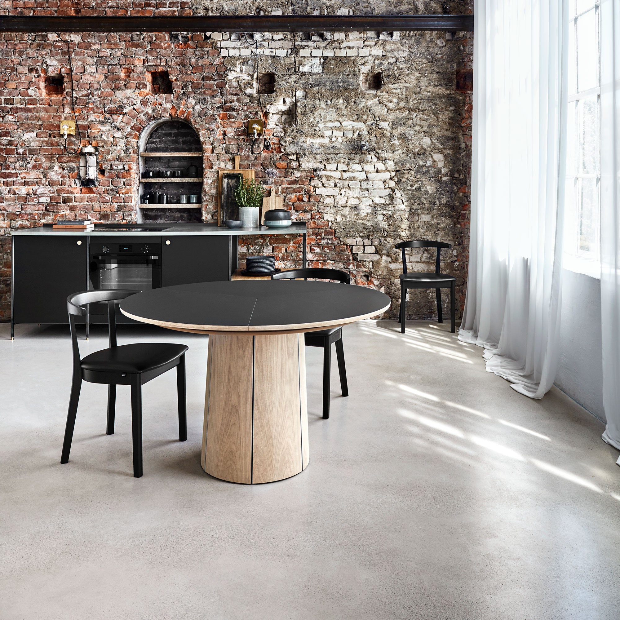 SM33 Table Oak Mocha Brown Lacquer Oiled look