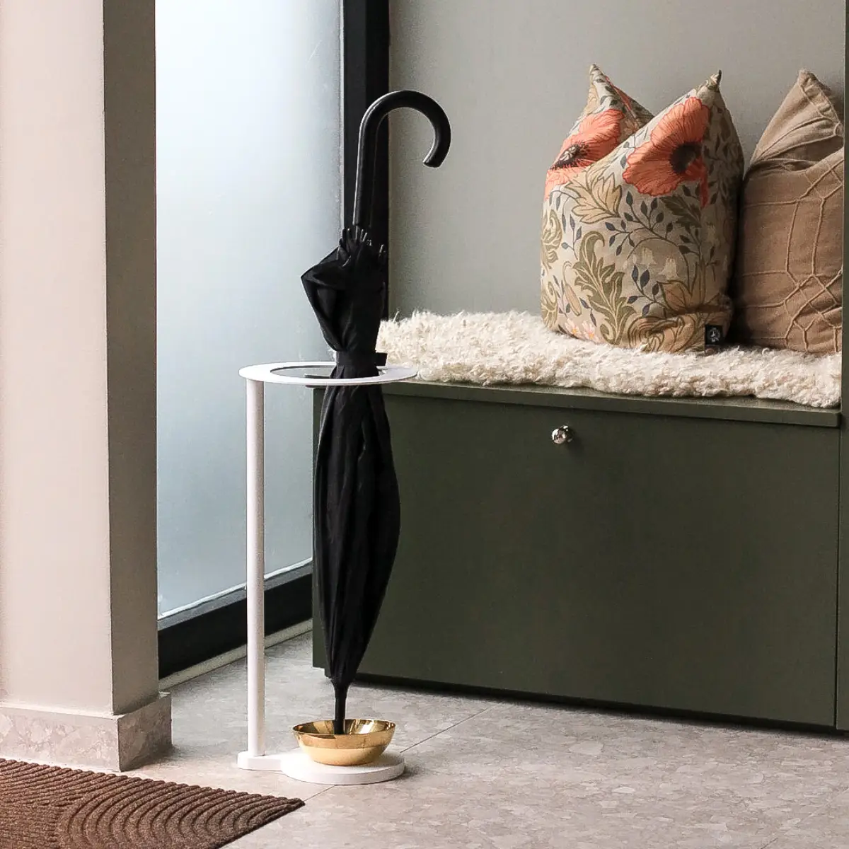 Monokel Umbrella Stand White Stainless Steel, Brass