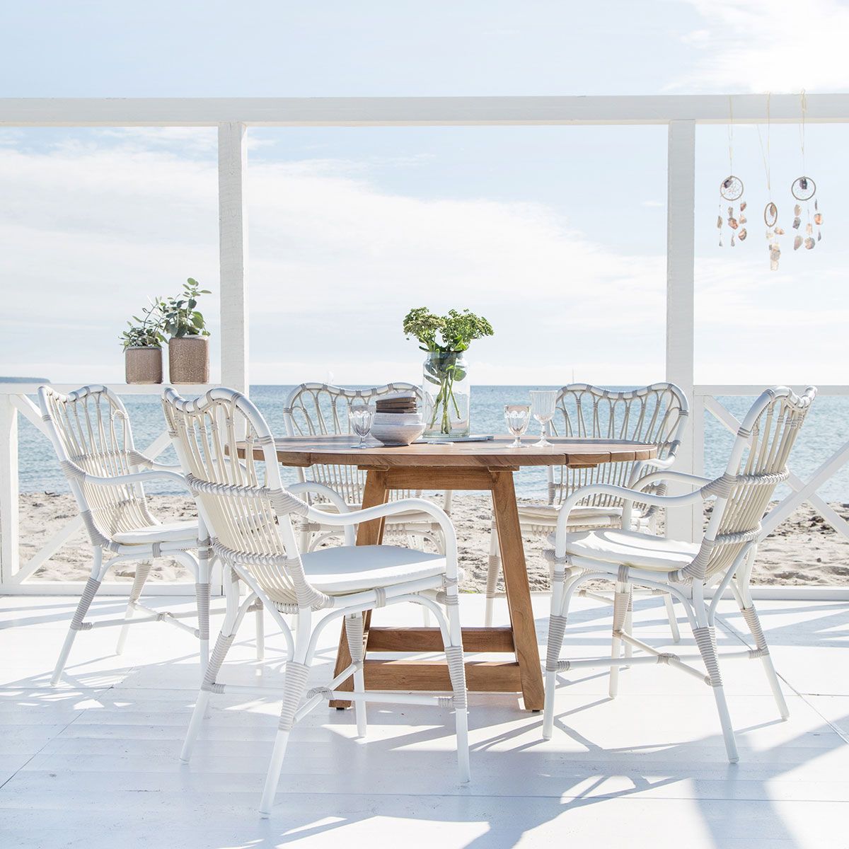 Margret armchair rattan white / beige