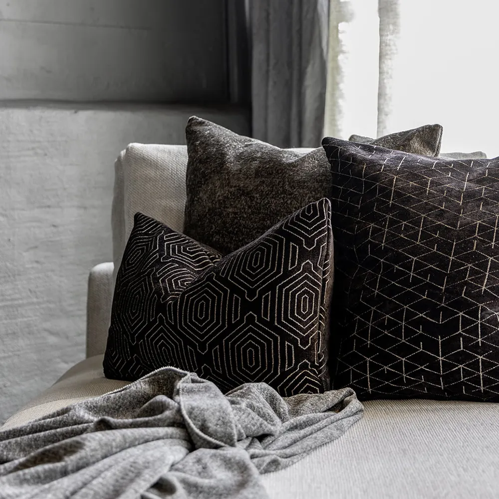 Laurel Diamond dark brown cushion cover 50x50 cm