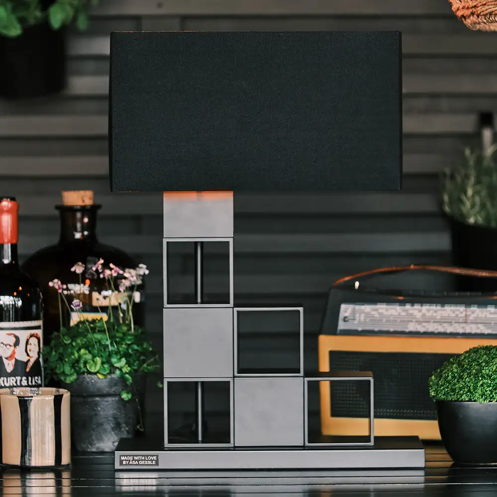 Love Is All table lamp