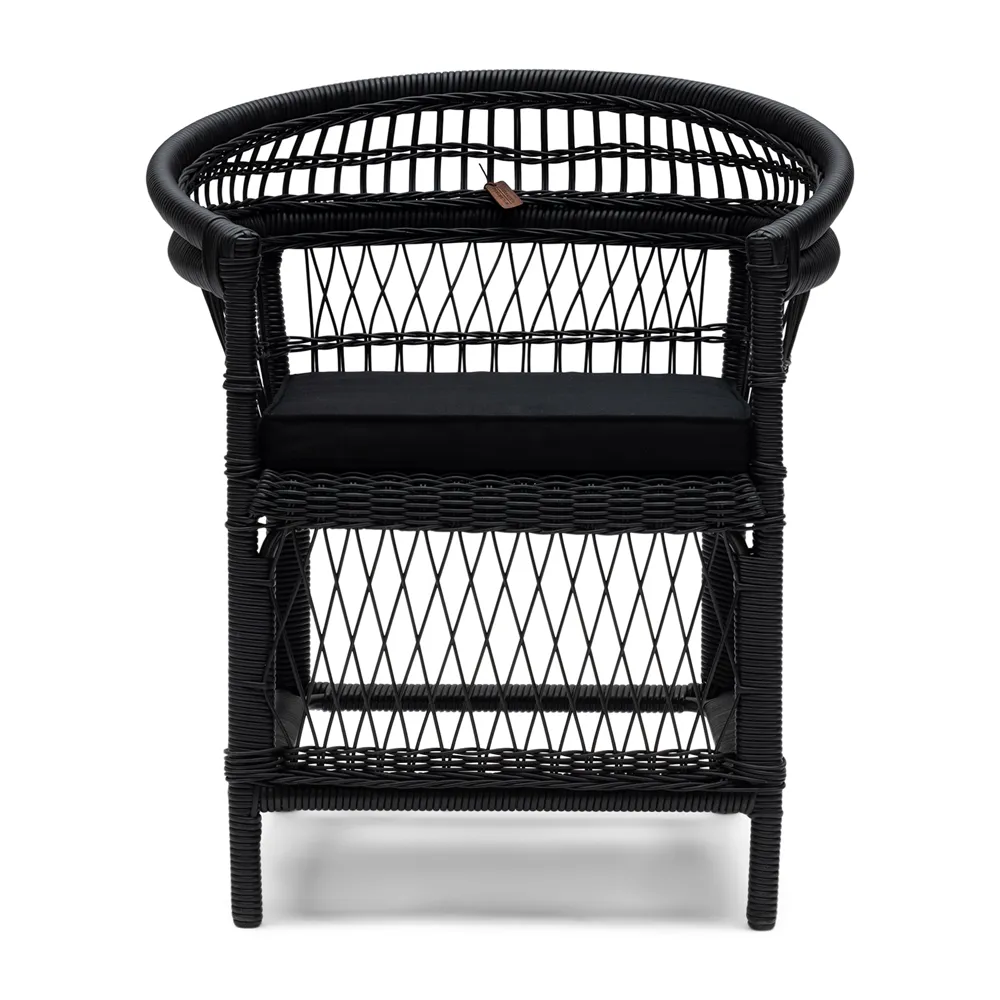 Victoria Falls Dining chair with armrest