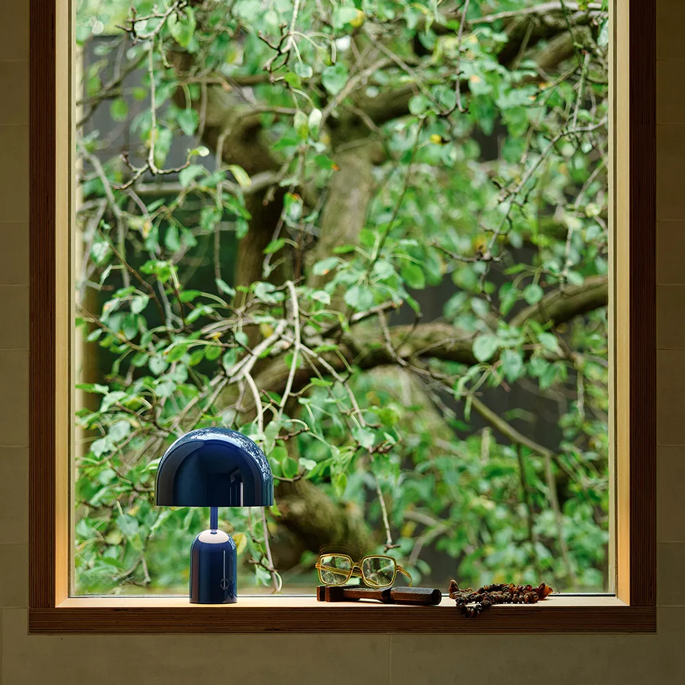 Bell Portable Indigo LED