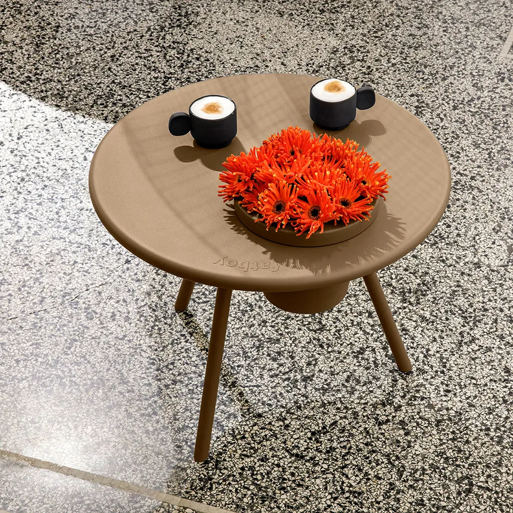 Bakkes side table mochaccino
