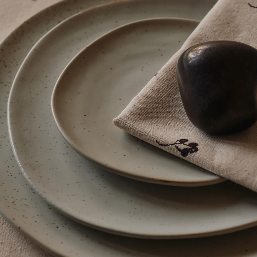 Baies Napkins - Set of 4 - Natural/Dark Chocolate