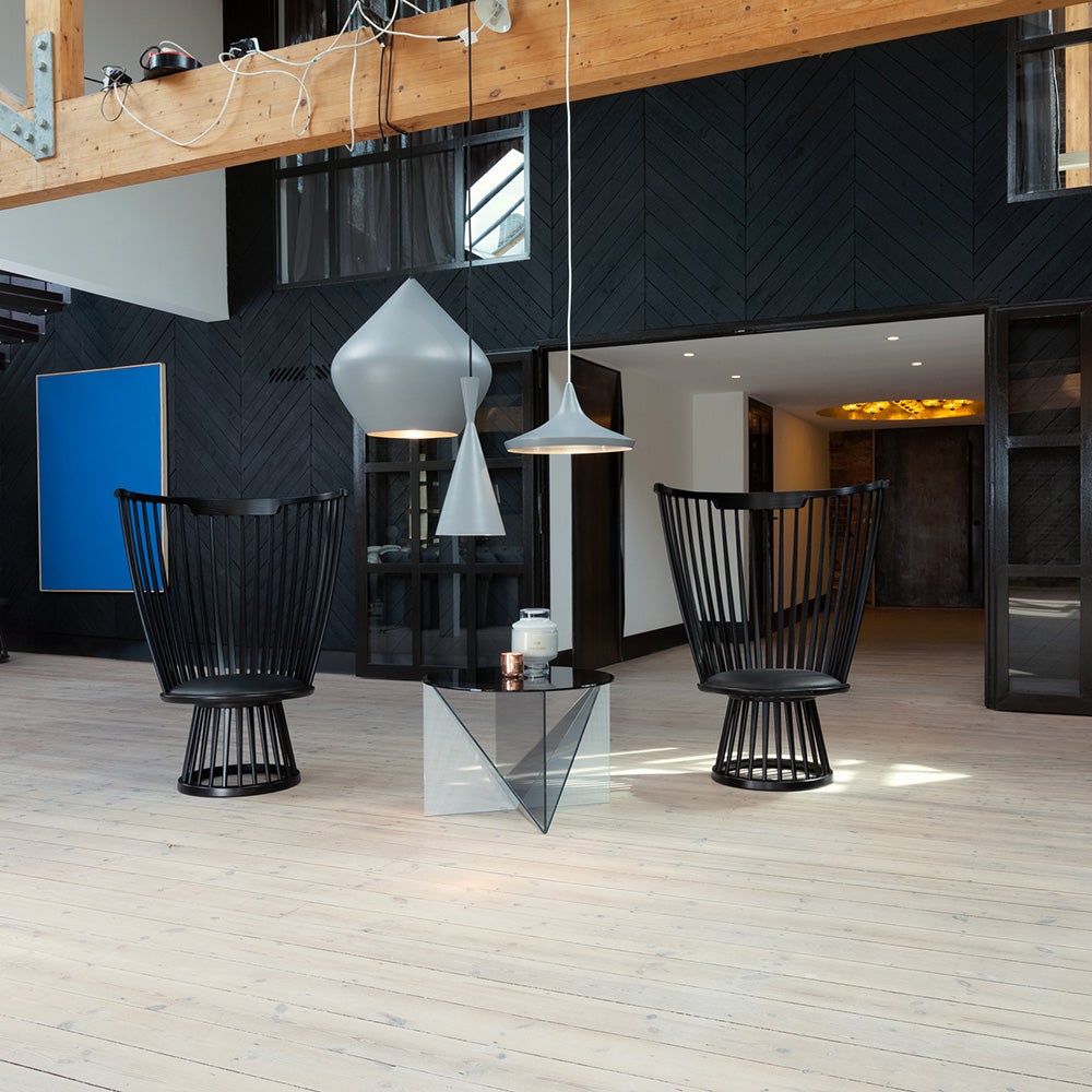 Fan Lounge Chair Black