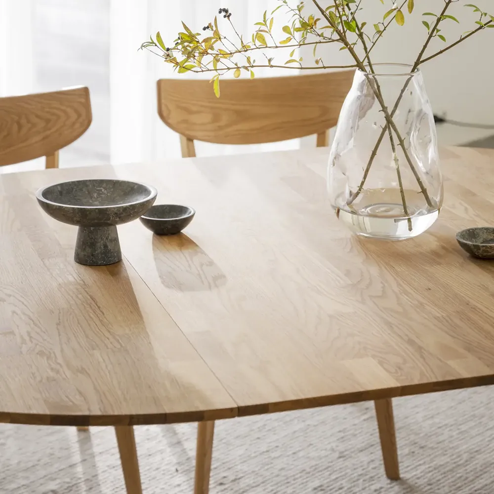 Filippa dining table 120-165x120 cm oak